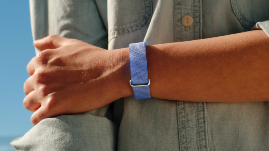 Google Health app showing AI health coach and fitness tracking dashboard