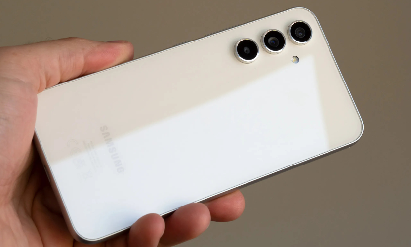 Samsung Galaxy A54 update settings interface